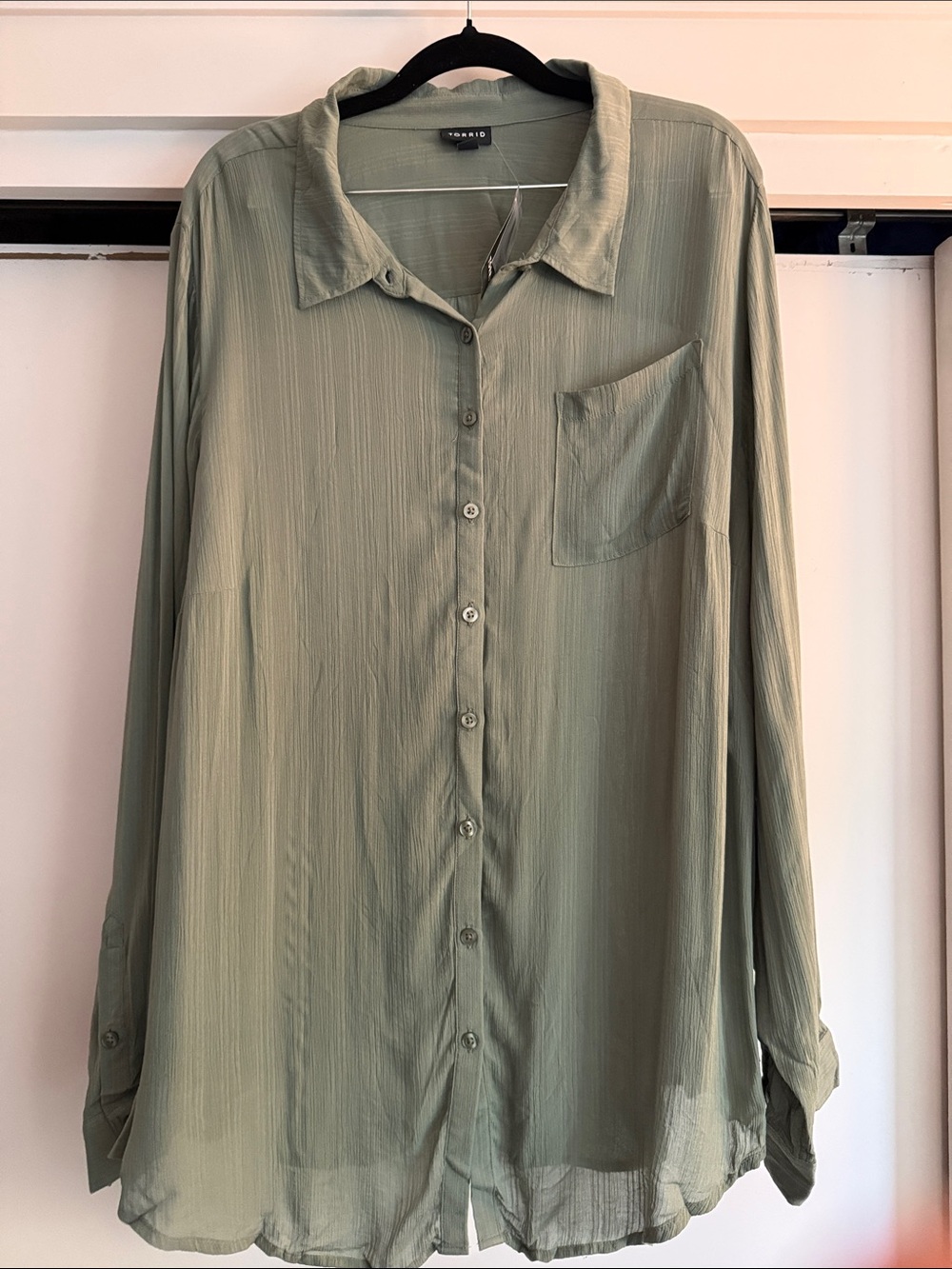 torrid Light Sage Green Long Sleeve Button-Down Blouse